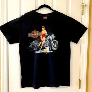 Harley Davidson WASH BABE MODEL, rare design, and hard to find T-shirt, Size L